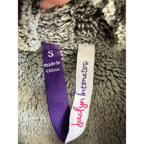 Jaclyn Intimates Plush Gray Long Robe Sz. Small - Picture 3 of 8